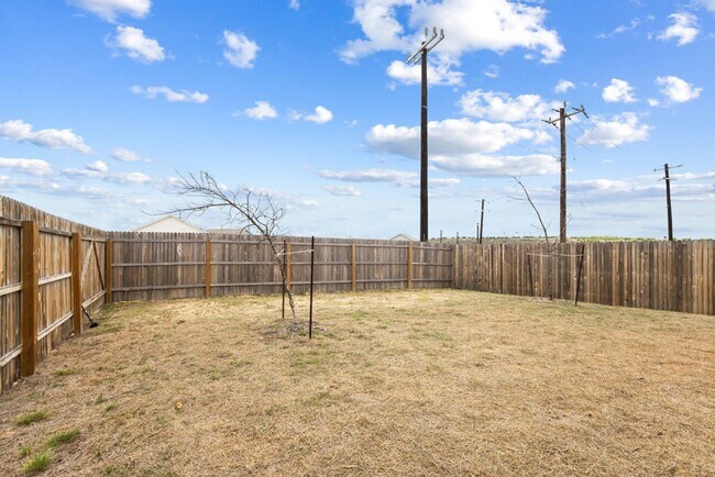 Building Photo - 9126 Selene Pl