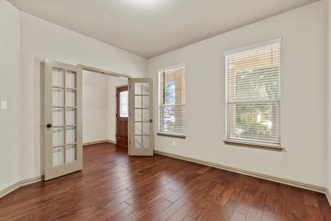 Building Photo - 1509 Greenside Dr
