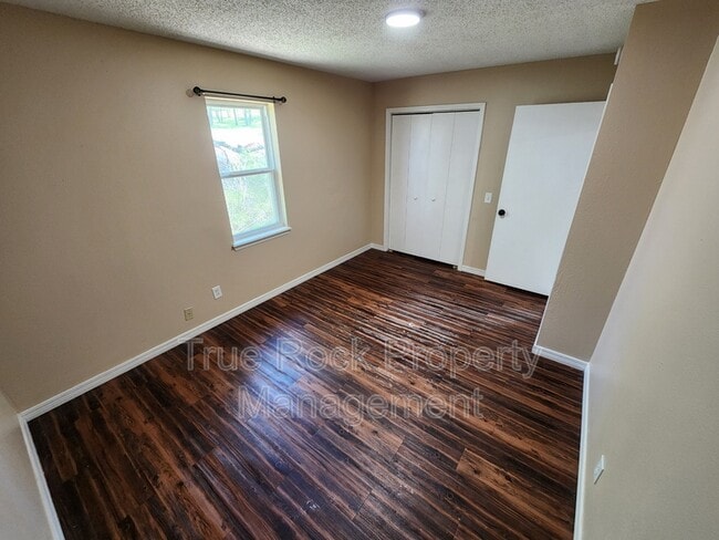 Building Photo - 15402 Co Rd 1501