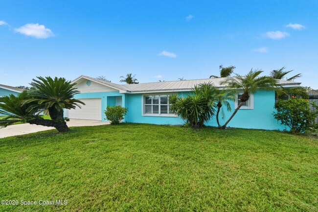 Building Photo - 1172 Bay Dr E