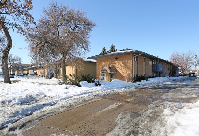 Building Photo - Community Court Apartments