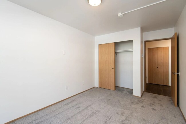 Interior Photo - Fira Apartments