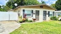Building Photo - 4615 Edgewater Dr