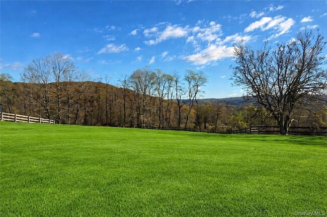 Building Photo - 492 Mooney Hill Rd