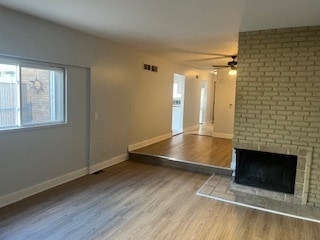 Building Photo - 9120 W Oaks Ave