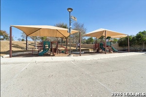 Building Photo - 13923 Knob Crk