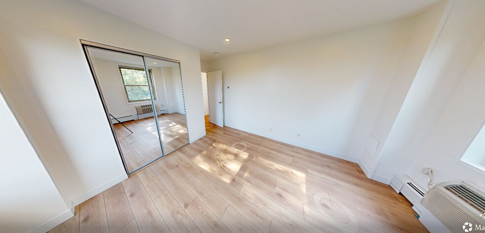 Building Photo - 63 Gordon St