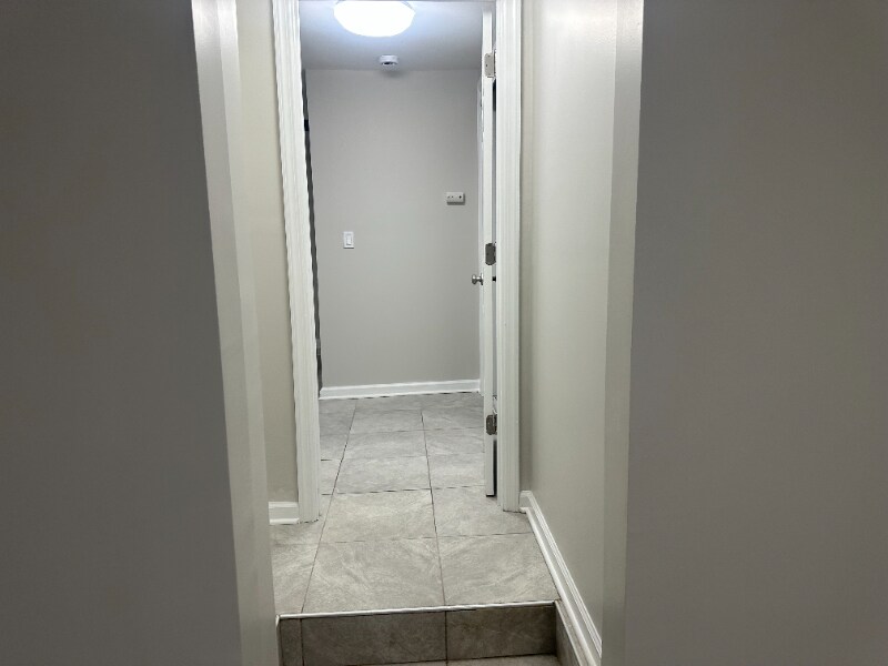 Building Photo - 9 Bentley Ave