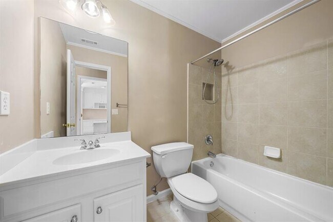 Building Photo - 130 Candler Ct