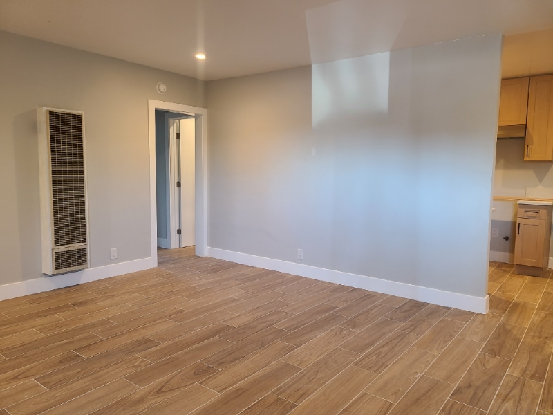 Building Photo - 14921 Vanowen St