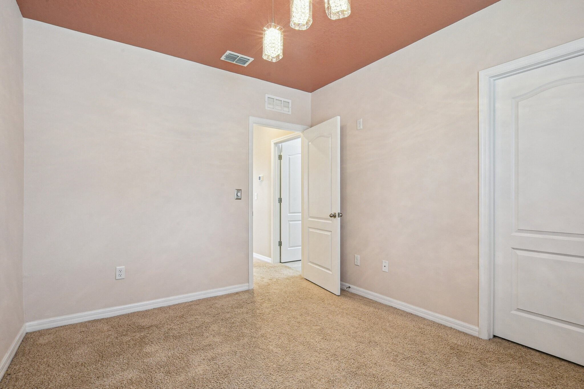Building Photo - 3134 Timber Hawk Cir