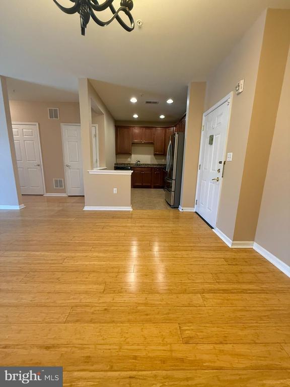 Building Photo - 224 Breeders Cup Dr