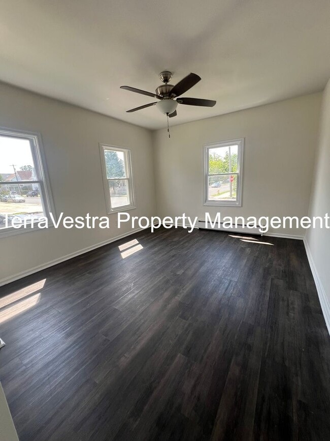 Building Photo - 428 E Mulbery St, Millville, NJ 08332