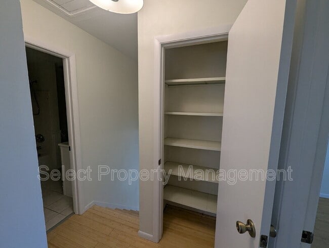 Building Photo - 3226 Arrowwood Dr