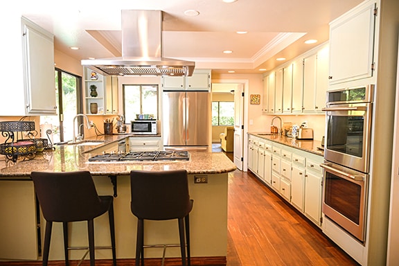 Building Photo - 4449 Vieja Dr