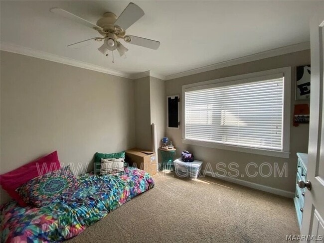 Building Photo - 225 Charleston Dr