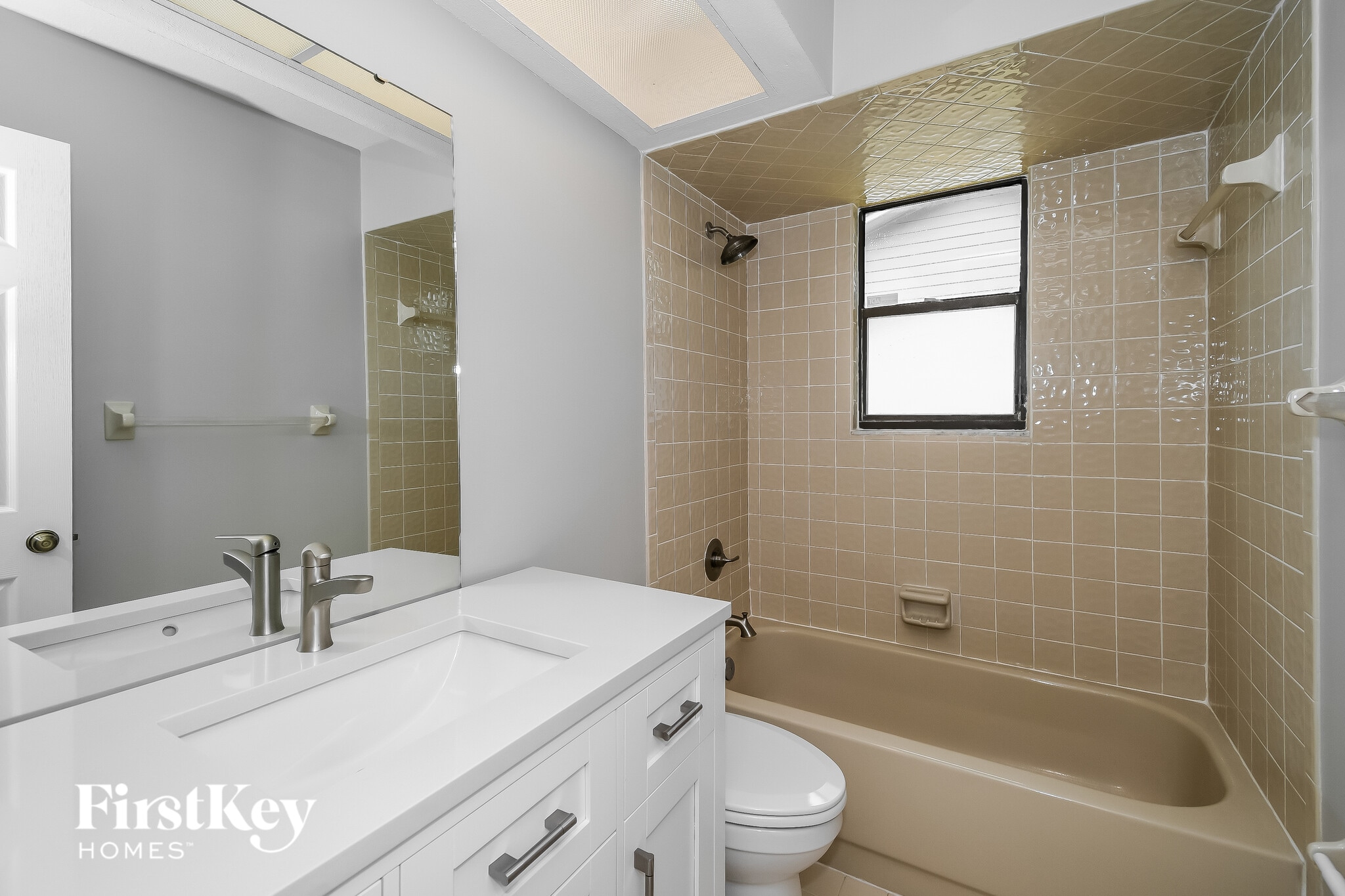 Building Photo - 10849 Knottingby Dr