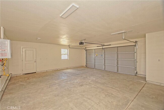 Building Photo - 8435 Buena Vista Ave