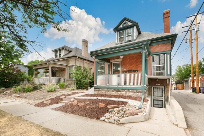 Building Photo - 2619 E 12th Ave