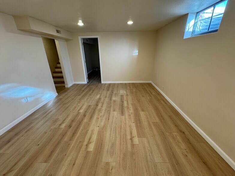 Building Photo - 6085 W Arkansas Ave