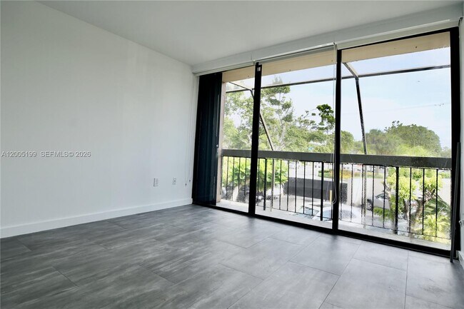 Building Photo - 3186 Bird Ave