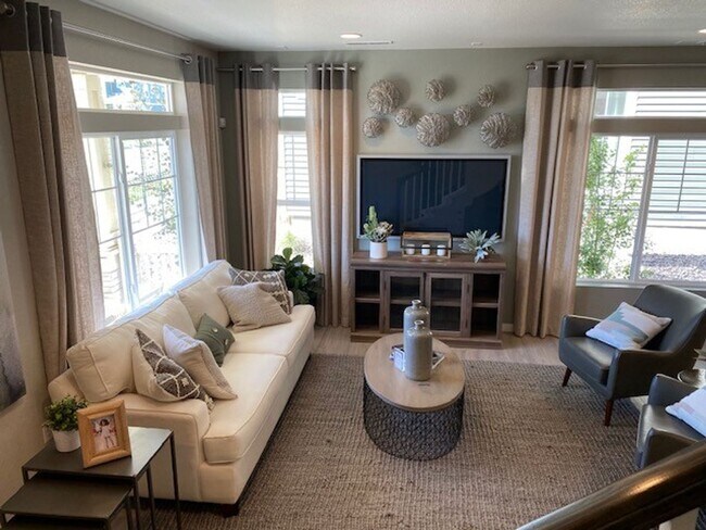 Building Photo - IMMACULATE 3 BED 3 BATH FORMER MODEL HOME IN BANNING LEWIS RANCH!!!