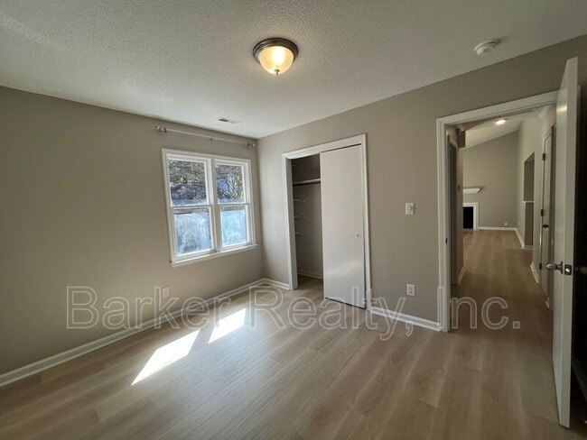 Building Photo - 4608 Brockton Dr