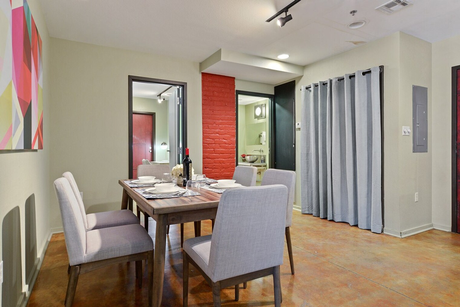 Building Photo - 1039 Constance St