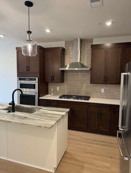 Building Photo - 22125 Little Mount Ter