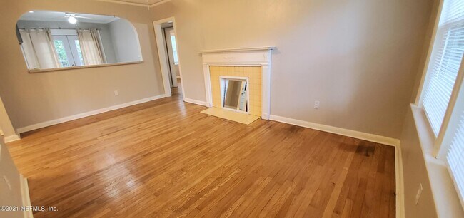 Building Photo - 1123 Brierfield Dr