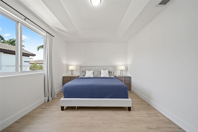 Building Photo - 11613 NW 78th St