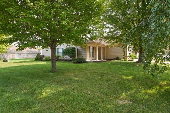 Building Photo - Great Brownsburg Home!