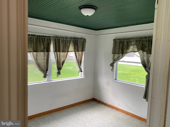 Building Photo - 5 GUMBORO ROAD Ext