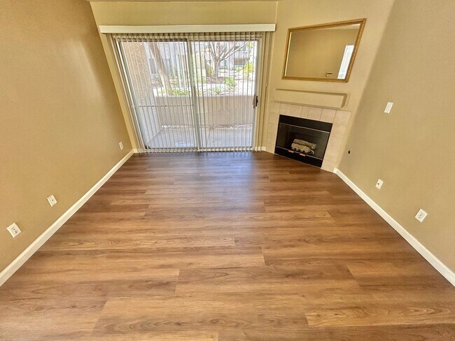 Building Photo - 3065 Casey Dr