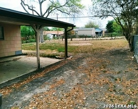 Building Photo - 7526 Valley Oak