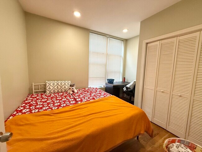 Building Photo - 299 Dudley St