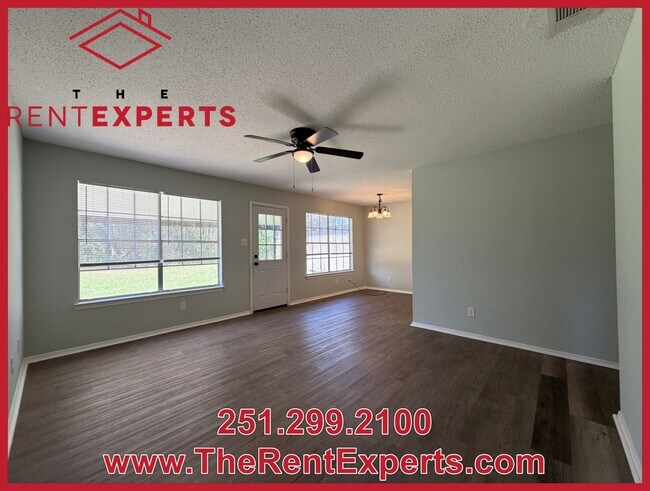 Building Photo - 784 Trailwood Dr E