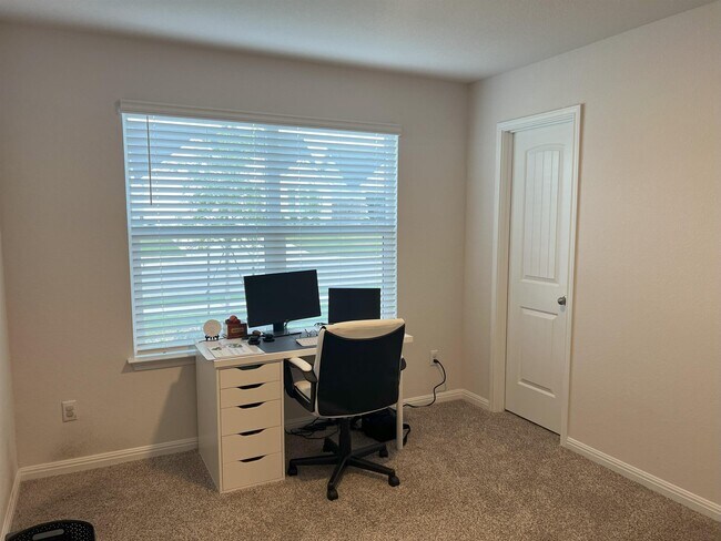 Building Photo - 248 Lone Cedar Rd