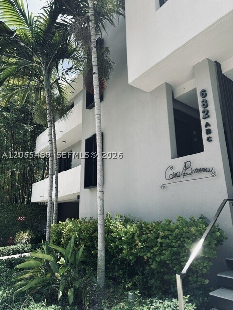 Building Photo - 682 NE 63rd St
