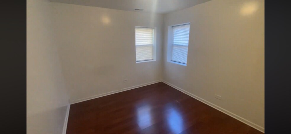 Building Photo - 2530 W Fitch Ave