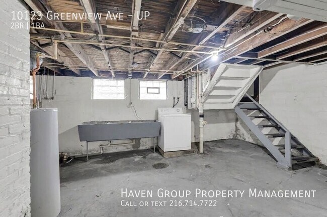 Building Photo - 10123 Greenview Ave