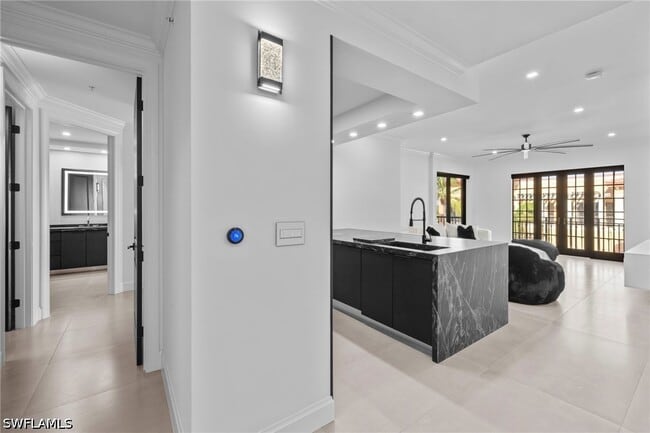 Building Photo - 23191 Fashion Dr