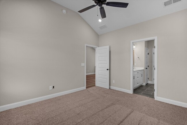 Building Photo - 626 Hope St