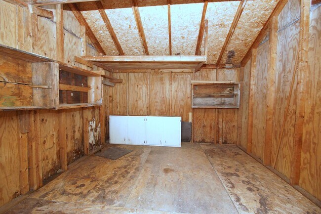 Building Photo - 3516 Central Ave