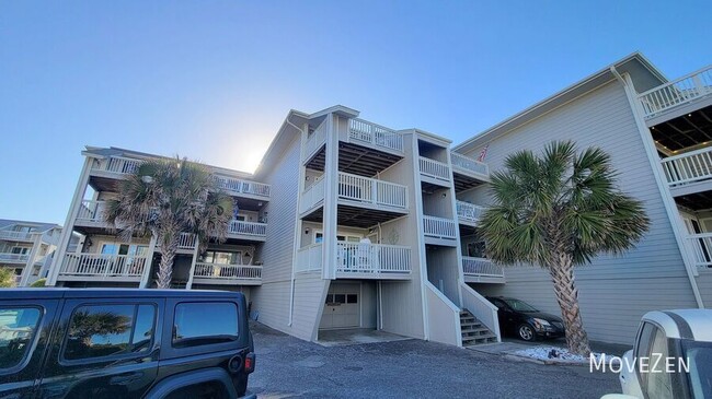 Building Photo - 1801 Canal Dr