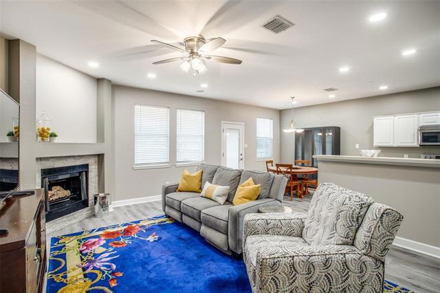 Building Photo - 1521 Creek Springs Dr