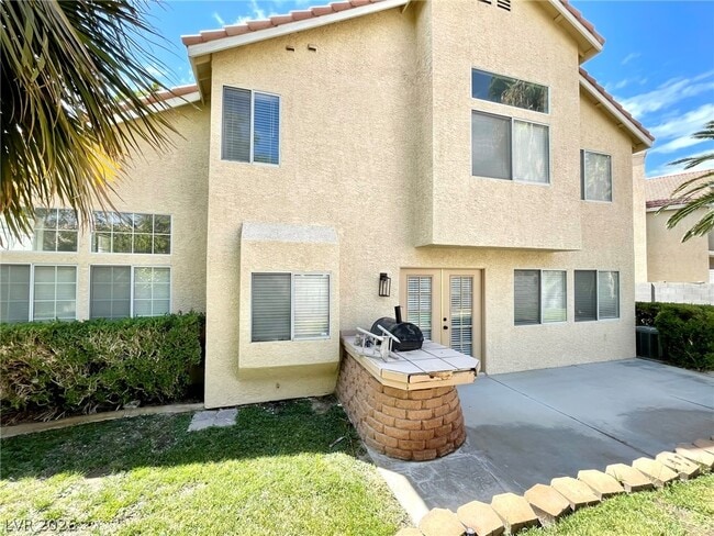 Building Photo - 1326 Pine Terrace Ct