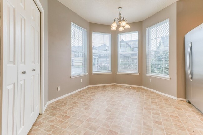 Building Photo - 20467 SW Rosemount St
