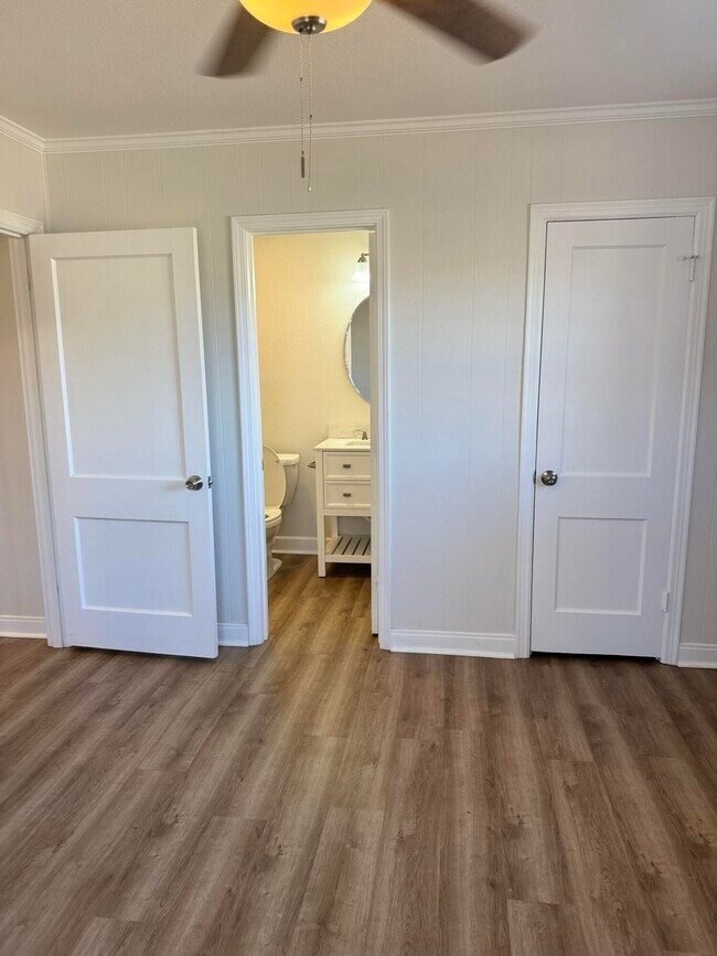 Building Photo - 2701 27th St