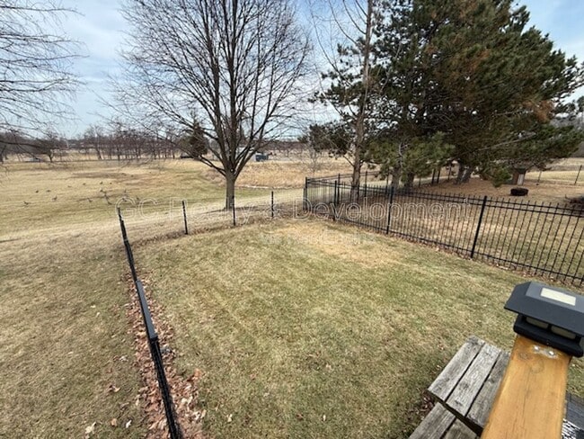 Building Photo - 468 Columbine Ln